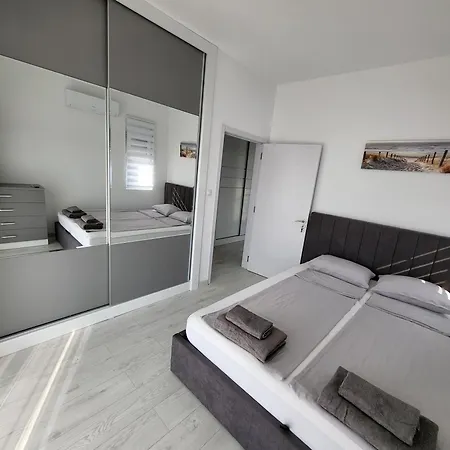 Three-bedroom Luxury
