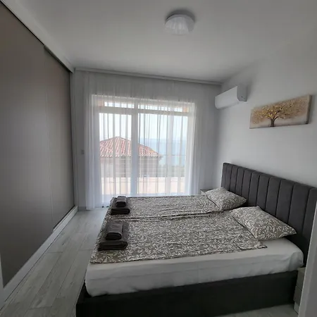 Вилла Three-bedroom Luxury Nea Kerdhilia