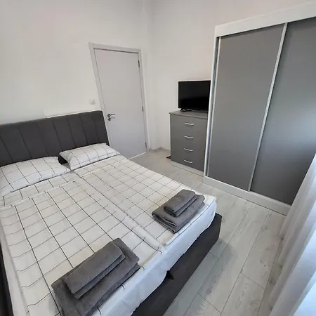 Three-bedroom Luxury Вилла Nea Kerdhilia